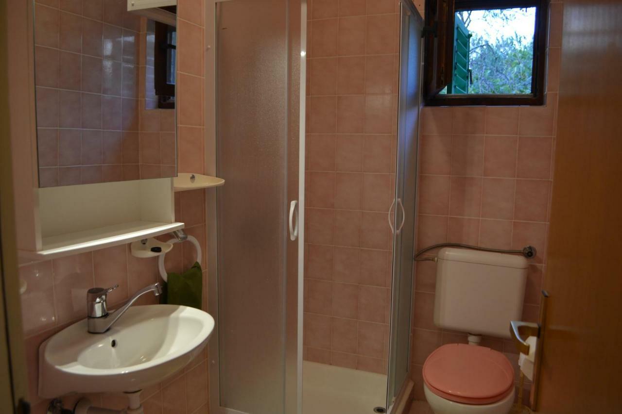 Apartamento House Niva Supetarska Draga Exterior foto
