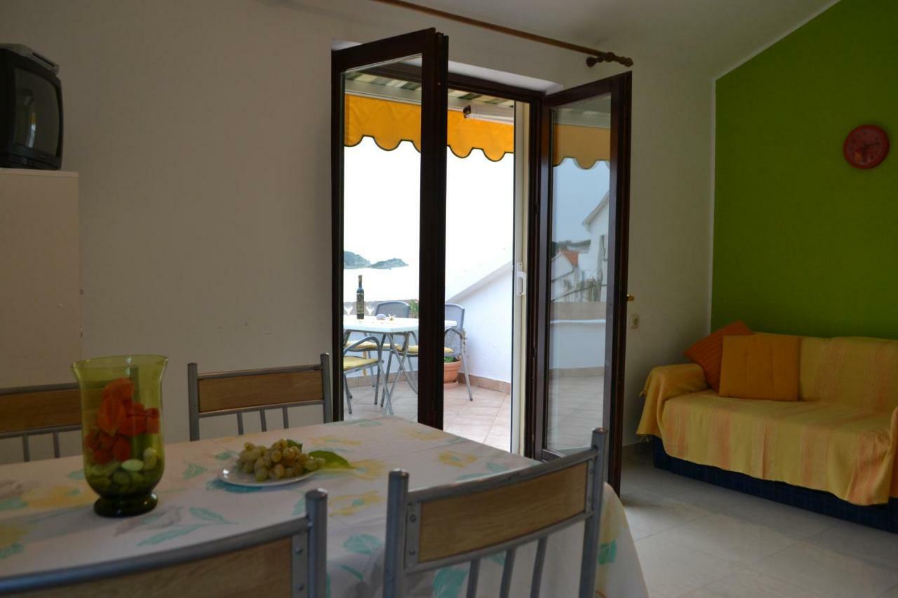 Apartamento House Niva Supetarska Draga Exterior foto