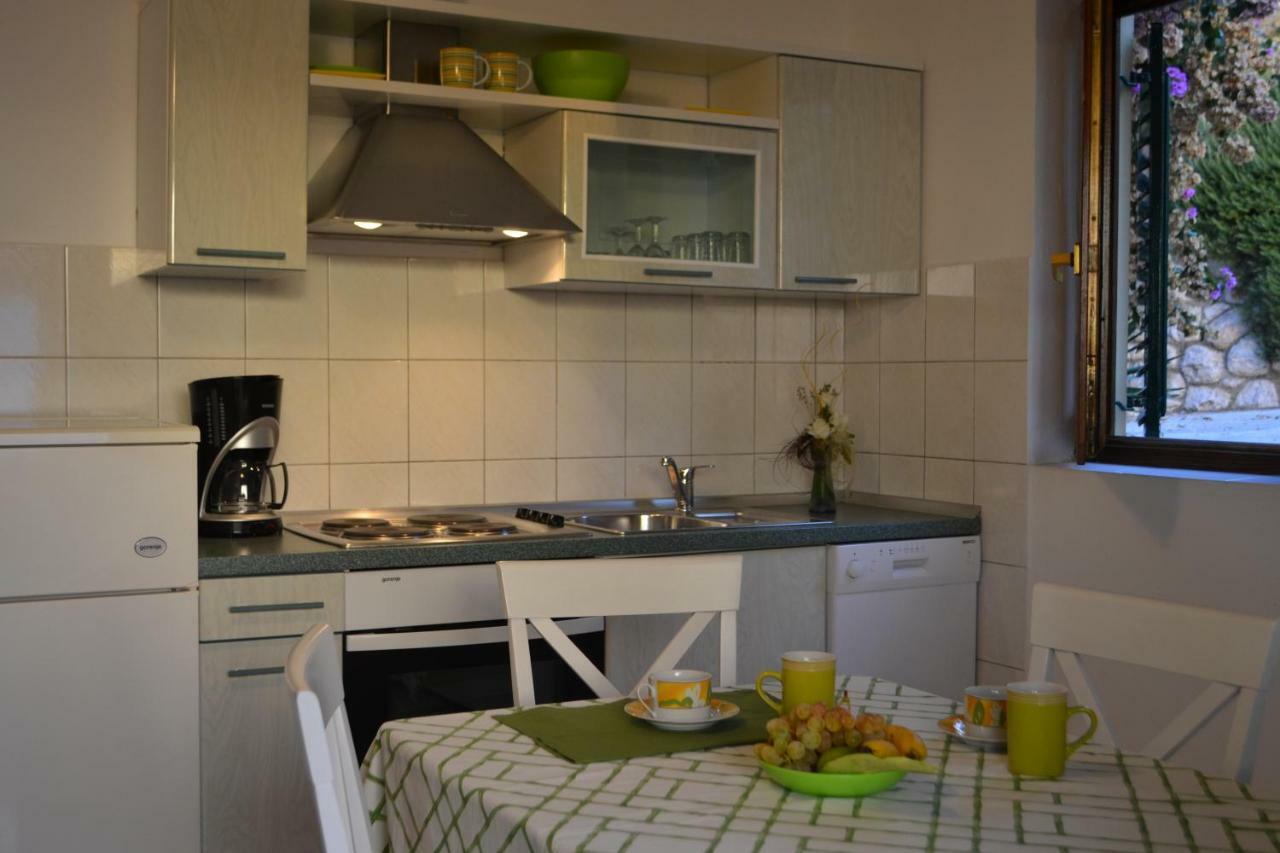 Apartamento House Niva Supetarska Draga Exterior foto